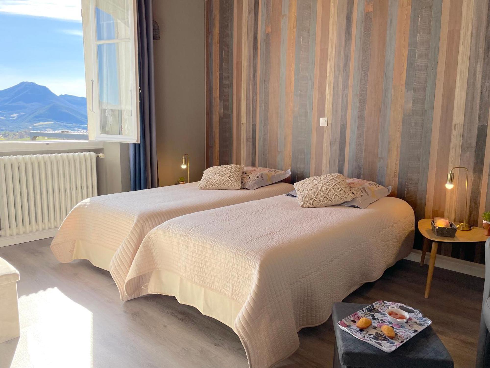 Atypique Detour Bed and Breakfast Rosans Eksteriør billede